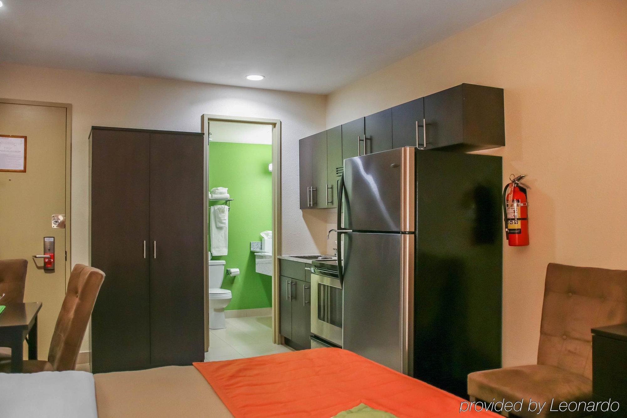 New Lodge Winnipeg Bagian luar foto