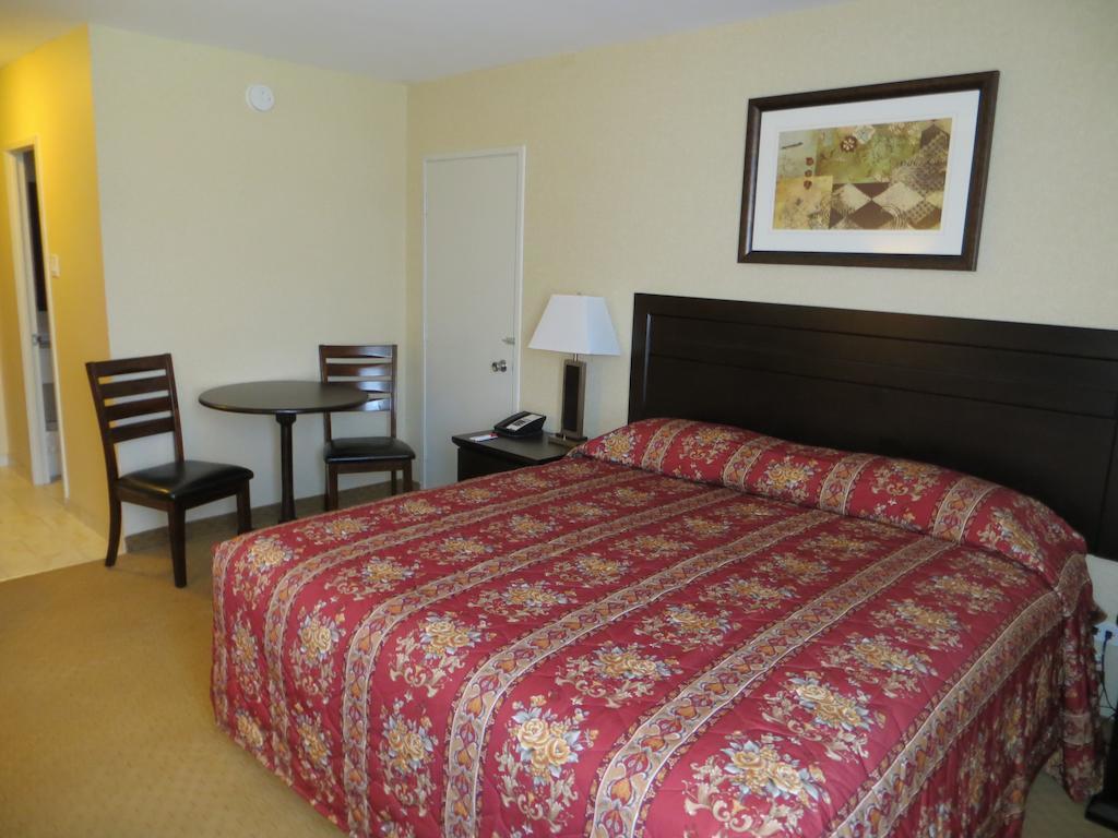 New Lodge Winnipeg Bagian luar foto