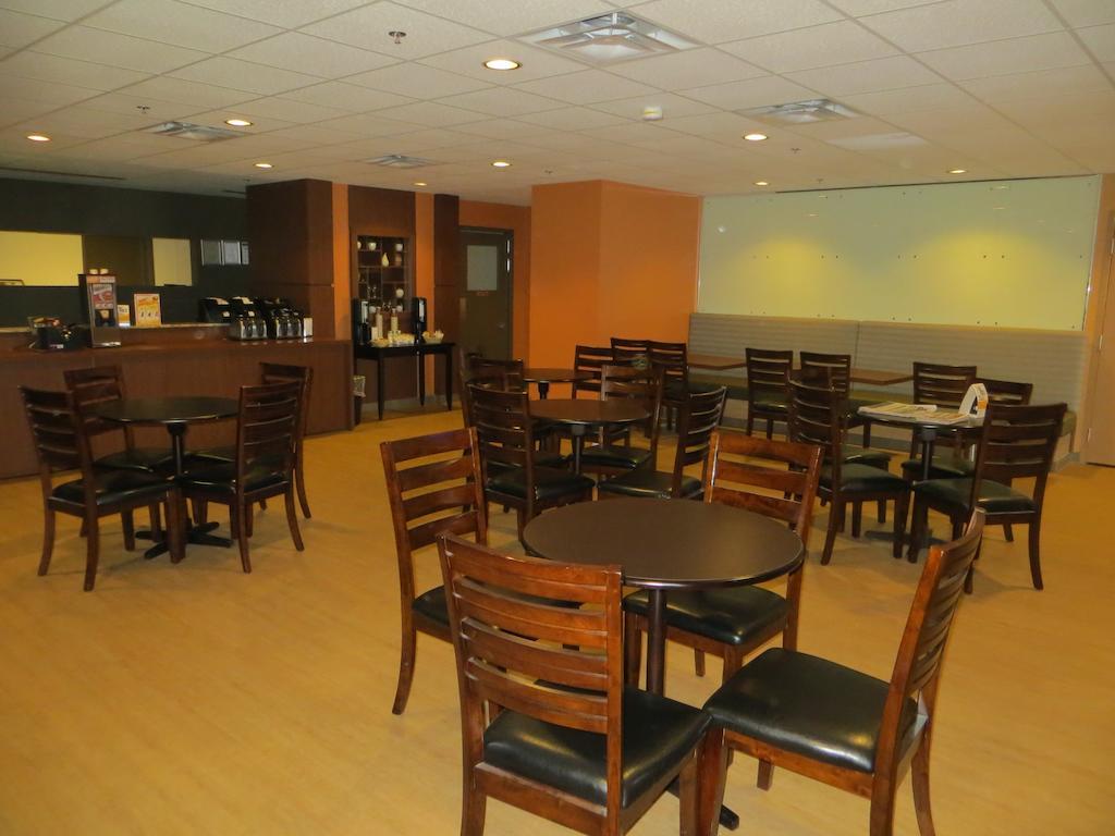 New Lodge Winnipeg Bagian luar foto