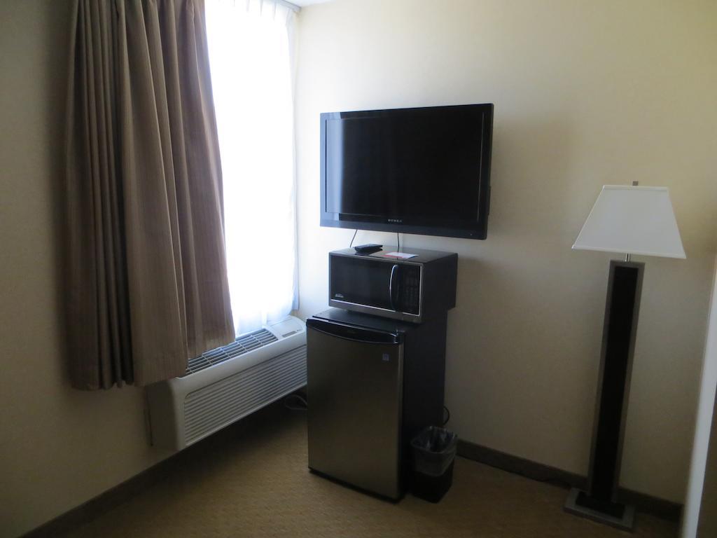 New Lodge Winnipeg Bagian luar foto