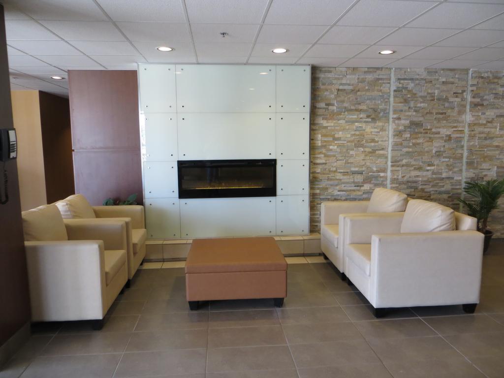 New Lodge Winnipeg Bagian luar foto